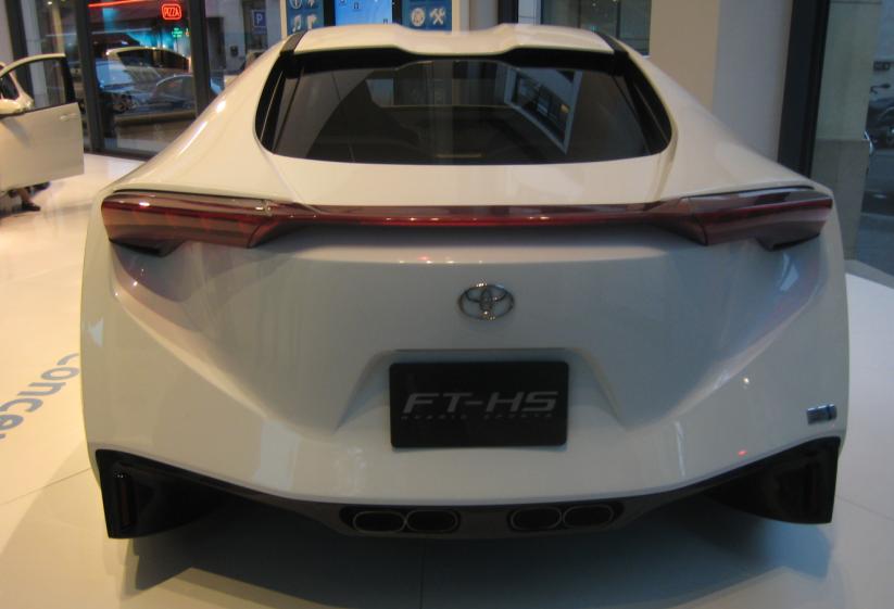 toyota concept 2.JPG