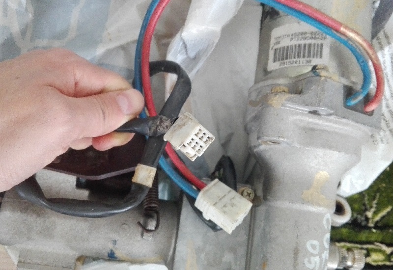 кормилна колона корола е12 дизел