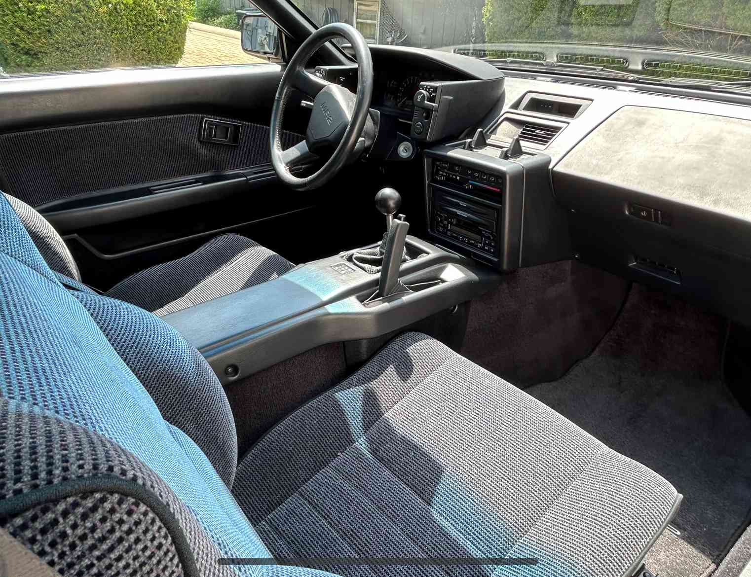 MR2-3.jpg